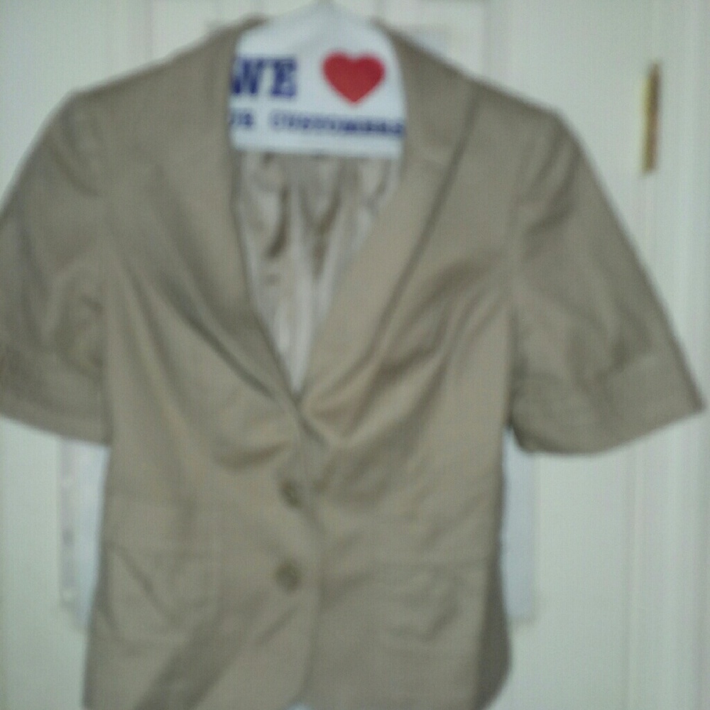 Blazer - Picture 6 of 8